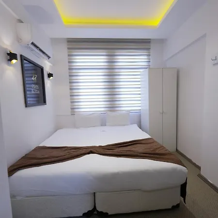 Olsen Hotel *